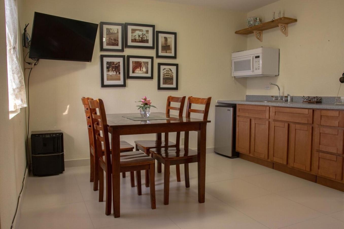 Ocean Villa Guam Tamuning Exterior photo